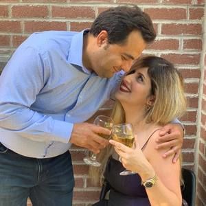 Meet your Posher, Helia